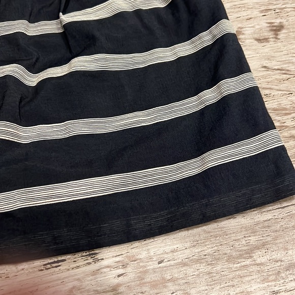 Loft - Skirt size 0 - Picture 2 of 7